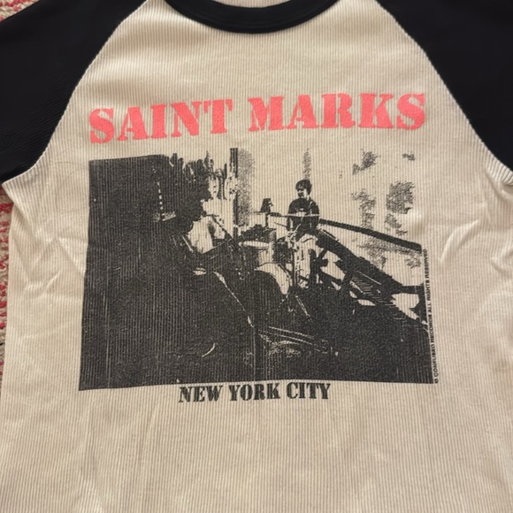 Soft and comfy babe tee - Picture 2 of 4